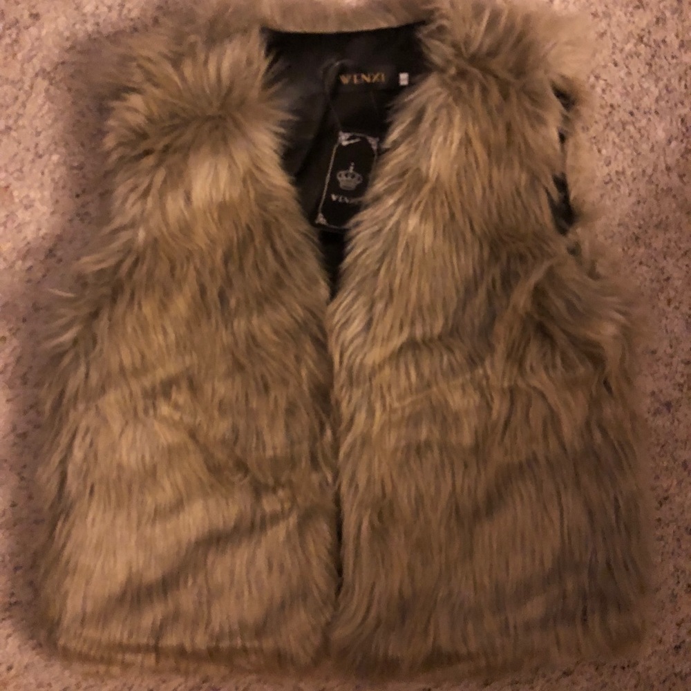 Fur vest